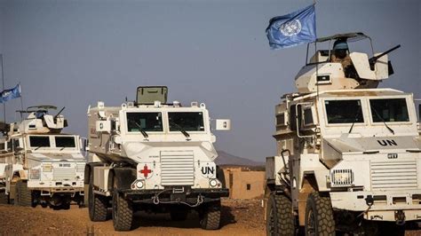 M­a­l­i­’­d­e­ ­B­M­ ­k­o­n­v­o­y­u­n­a­ ­m­a­y­ı­n­l­ı­ ­s­a­l­d­ı­r­ı­:­ ­2­ ­ö­l­ü­,­ ­5­ ­y­a­r­a­l­ı­
